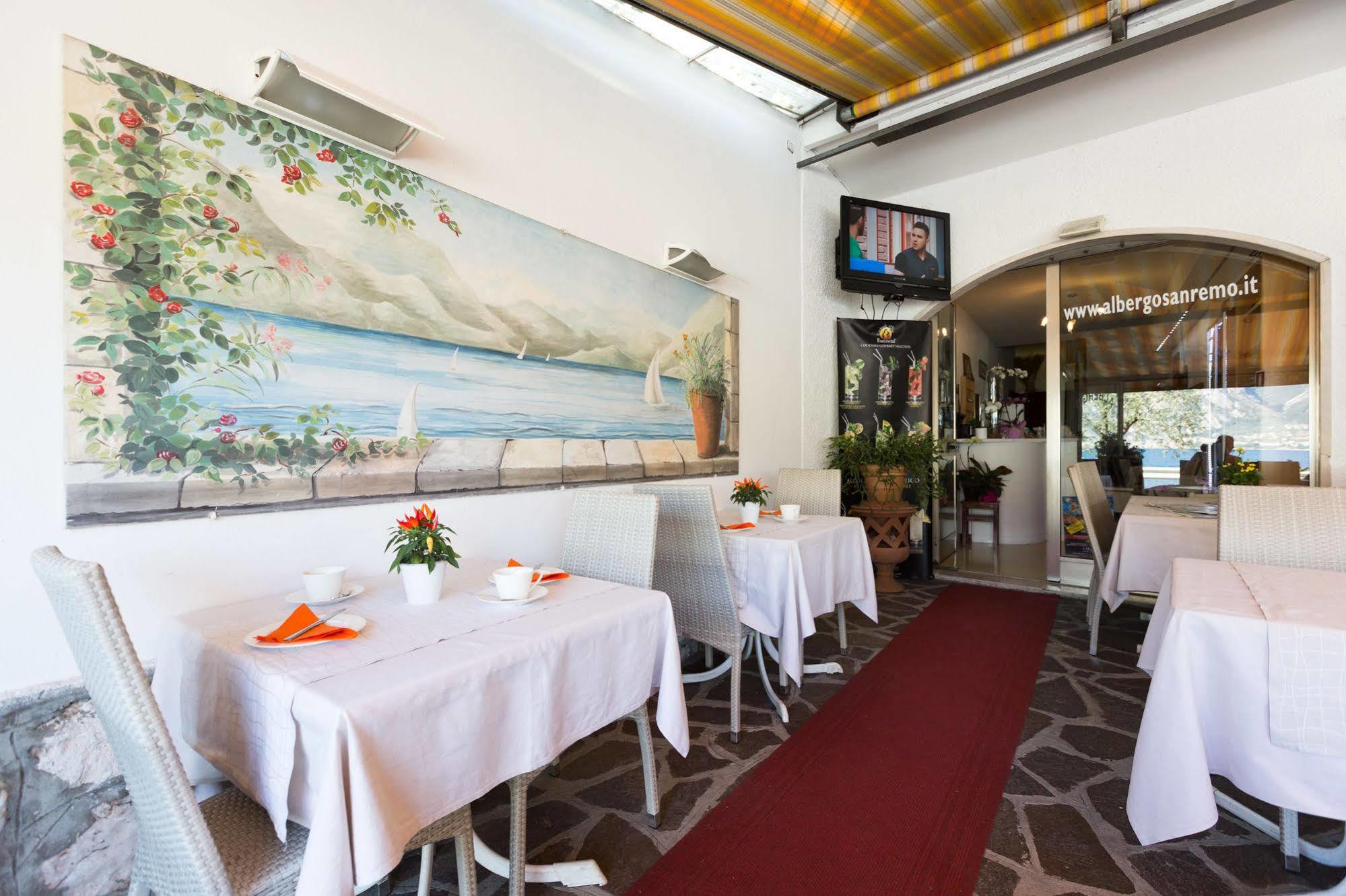 מאלצ'סינה Albergo San Remo מראה חיצוני תמונה